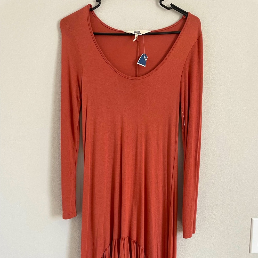 Black poppy dress size medium